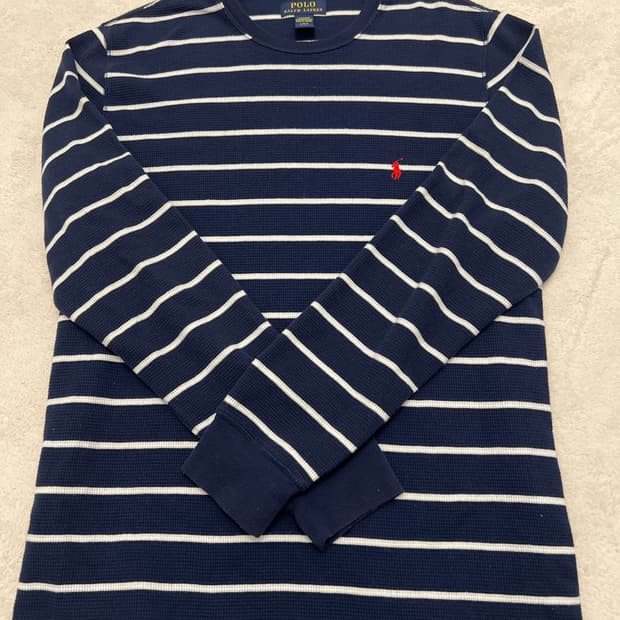 폴로스트라이티셔츠