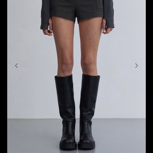 (새 상품) 이네기 카고 숏팬츠 차콜