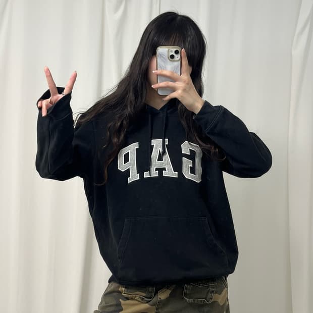 Gap black hoodie