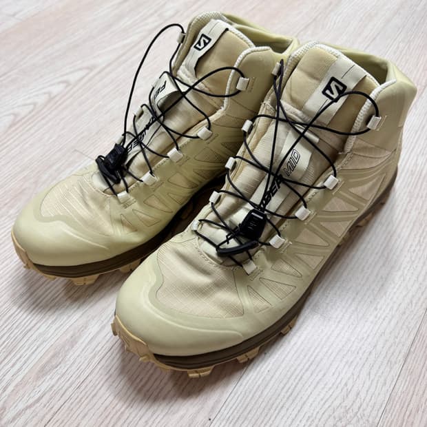 살로몬 퀘스트 엘리먼트 GTX 아이보리 등산화