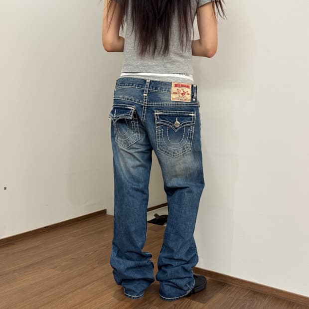 트루릴리젼 조이 부츠컷 데님 33
