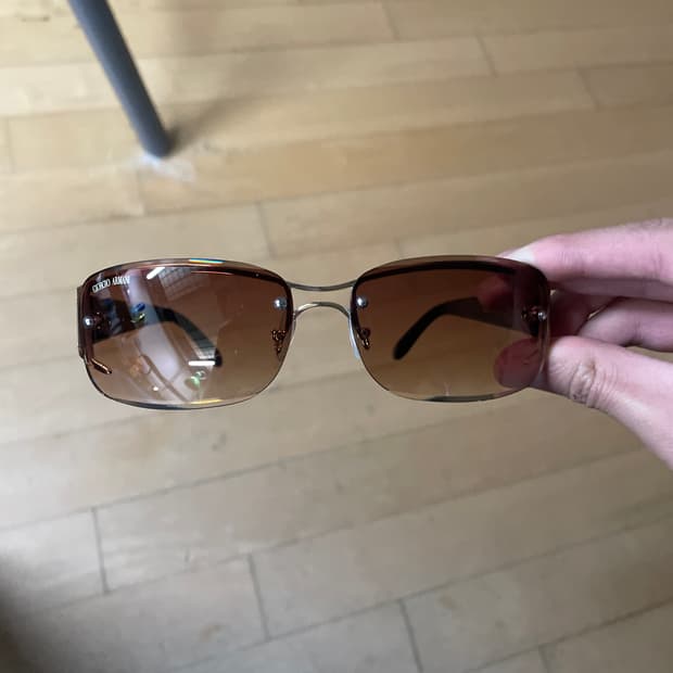 조르지오 아르마니 선글라스