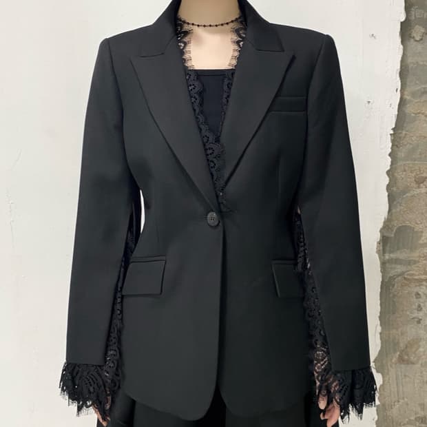 알렉산더 맥퀸 레이스 트리밍 크레페 블레이저