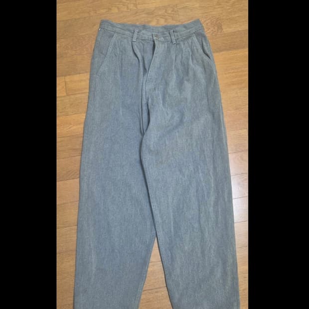 그라프페이퍼 컬러패스트 테이퍼드 데님 그레이