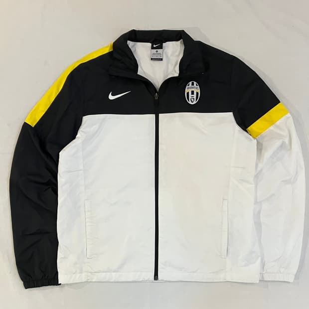 희귀) 나이키 12-13 유벤투스 바람막이 화이트
