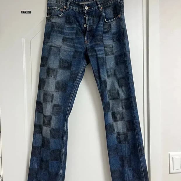 발렌시아가 19fw 체커 데님
