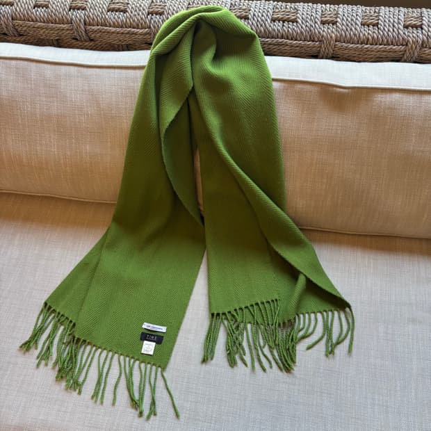 타임 헤링본 캐시미어 그린 머플러