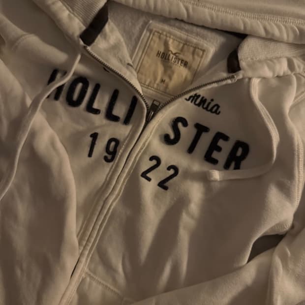 홀리스터 후드집업