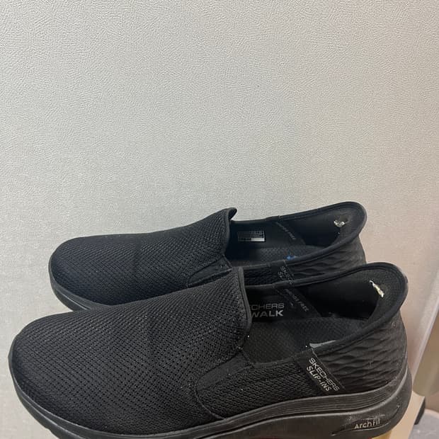 [290] 스케쳐스 고워크 아치핏 2.0 슬립인스 블랙