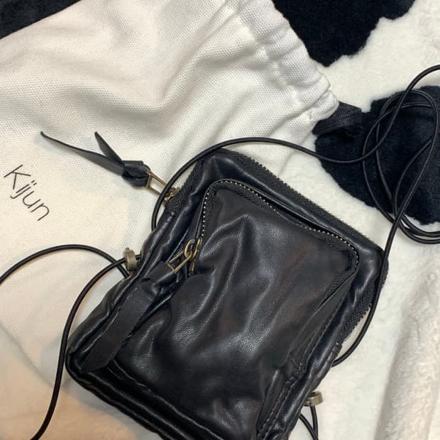 KIJUN 기준 미니백 블랙