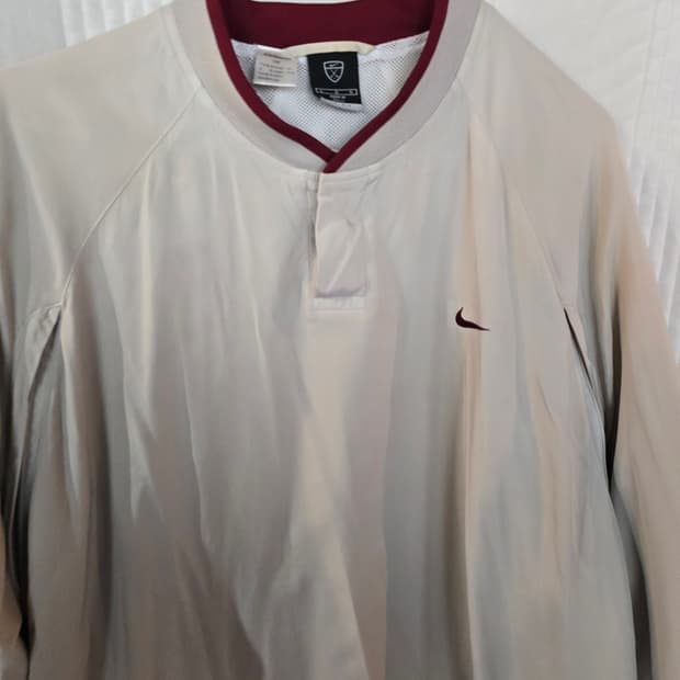 나이키 풀오버 바람막이