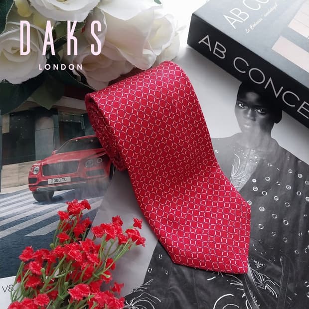 닥스 실크 레드 서클 패턴 넥타이 8.2cm S~A+등급 k3108