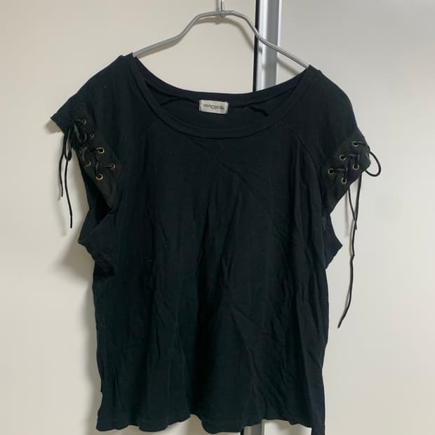 블랙 아일렛 반팔 티셔츠 고스 다크무드