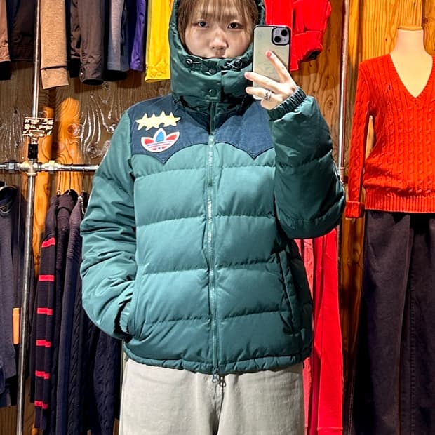 M 아디다스 파이어버드 패치 디테일 딥그린 패딩