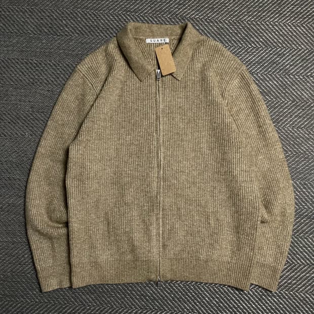 수아레 미니멀 하찌 카라 투웨이 니트 집업o 5213