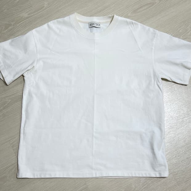 렉토 반팔 티셔츠 팝니다