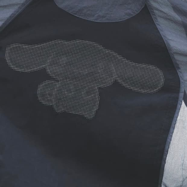 코이세이오 suu 시나모롤 콜라보 펀칭 윈드브레이커