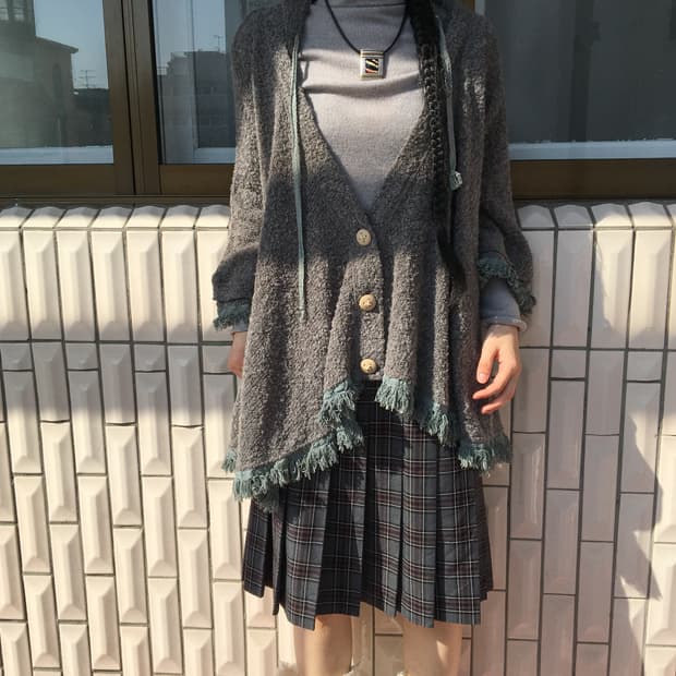 Fringe point hood knit cape cardigan