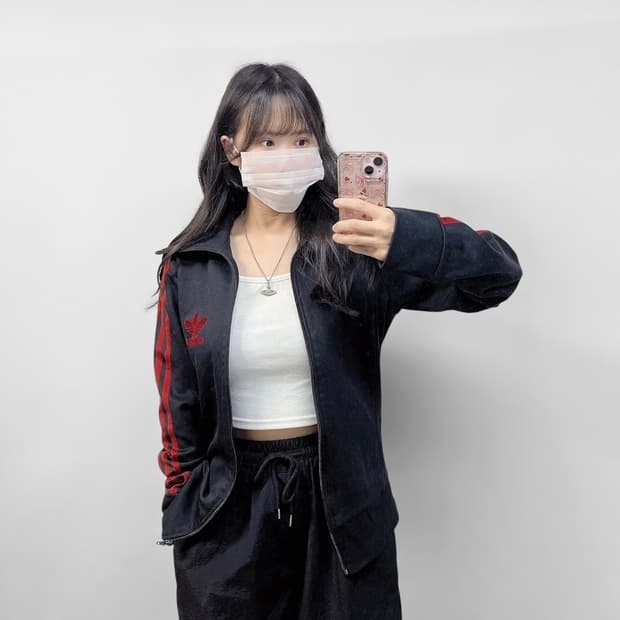 아디다스 유로파 트랙탑 져지 블랙 레드