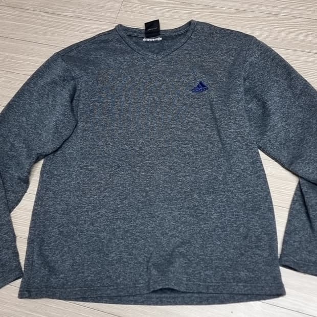 한국제 빈티지 아디다스 V넥 긴팔 티셔츠 그레이(105)
