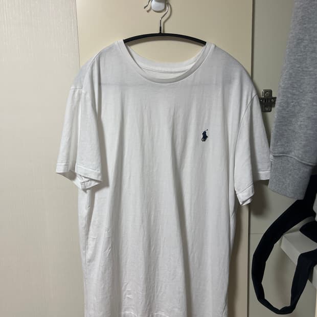 폴로 반팔 티셔츠