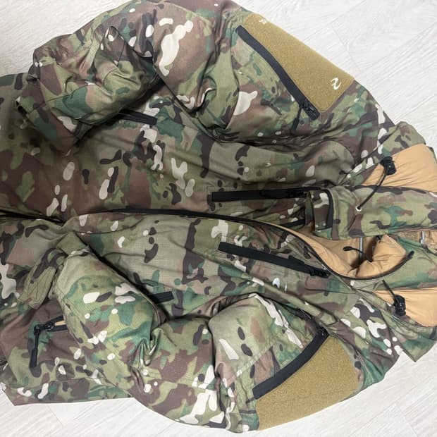 왓츠더유즈 패딩