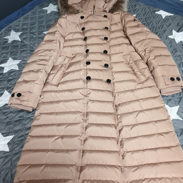 MARINA YACHTING 사가폭스퍼 구스다운 롱패딩 베이지 (105)