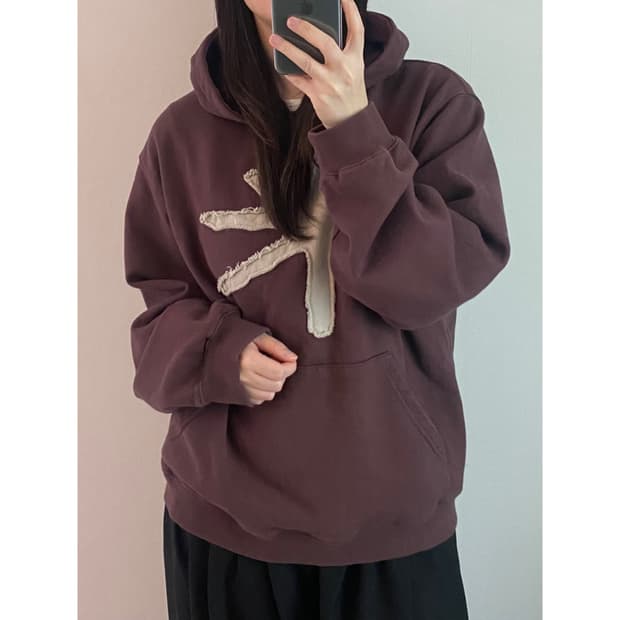 더콜디스트모먼트 후드티