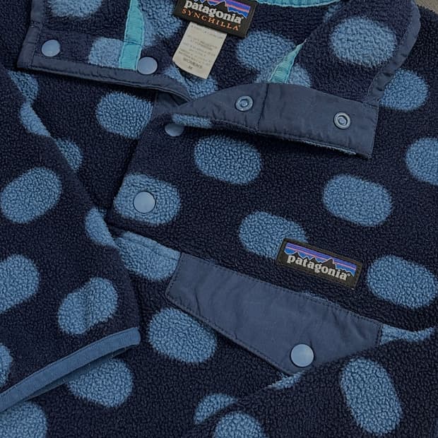 파타고니아 신칠라 도트 땡땡이 M