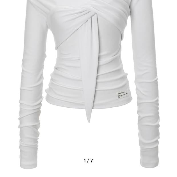 이네기 드레이프 플로우 롱슬리브 화이트