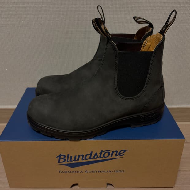 [6] 블런드스톤 587 러스틱블랙(1회착)