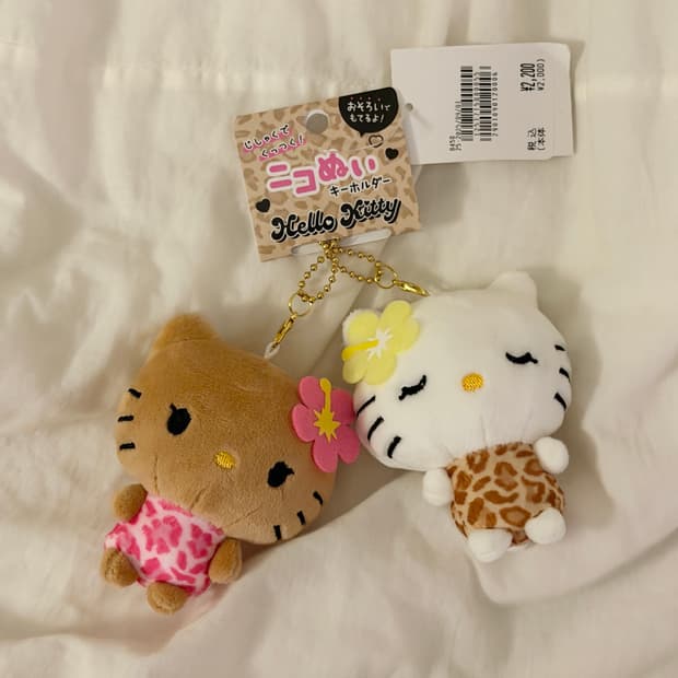 산리오 헬로키티 갸루키티 니코누이 태닝키티 갸루 키링
