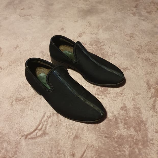 트리콧 꼼데가르송 스티치 슬립온 펌프스