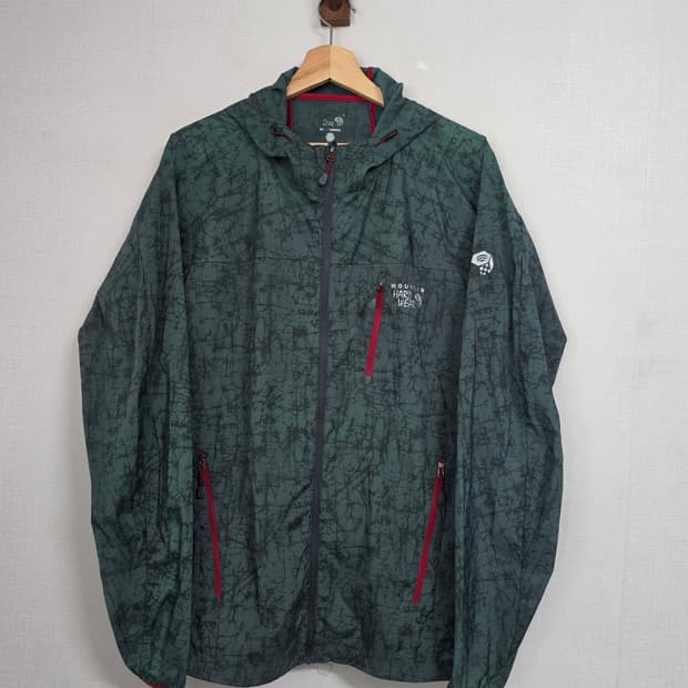 마운틴 하드웨어 mountain Hard Wear Nylon Jacket