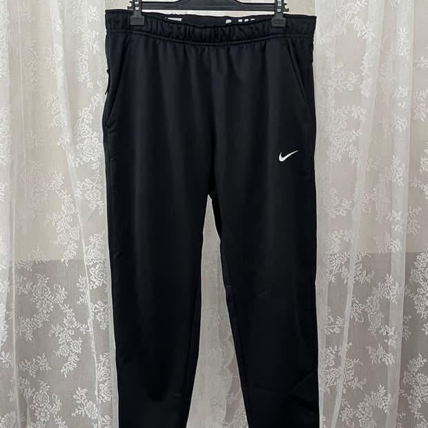 L) 나이키 써마핏 기모 트레이닝 팬츠 블랙