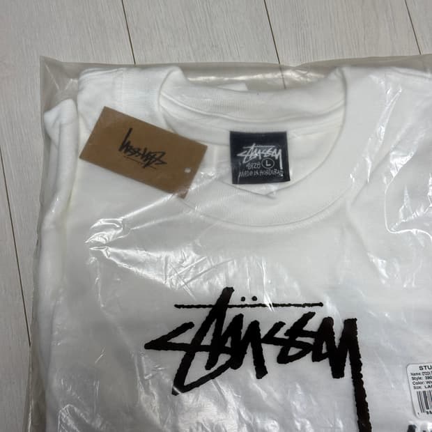 스투시 서울 티셔츠(L)