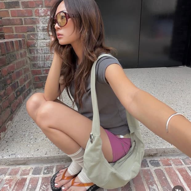 아카이브앱크 small fling hobo fabric bag 카키베이지