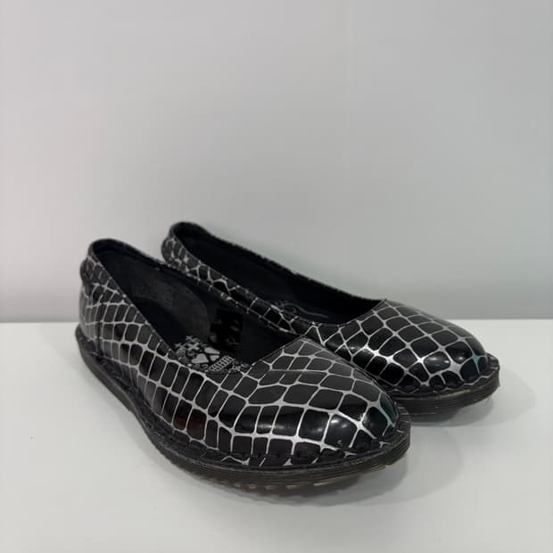 Vtg Dr.martens flat shoes 