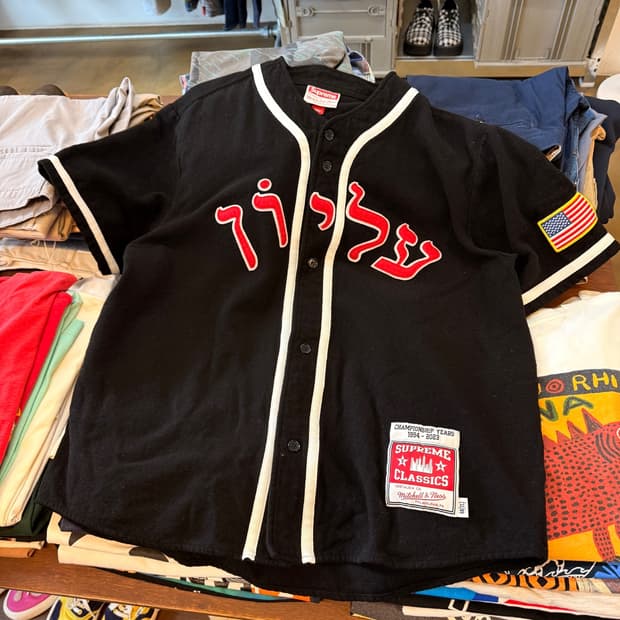  FW23 슈프림 X 미첼 앤 네스 아라빅 로고 베이스볼 져지 XL