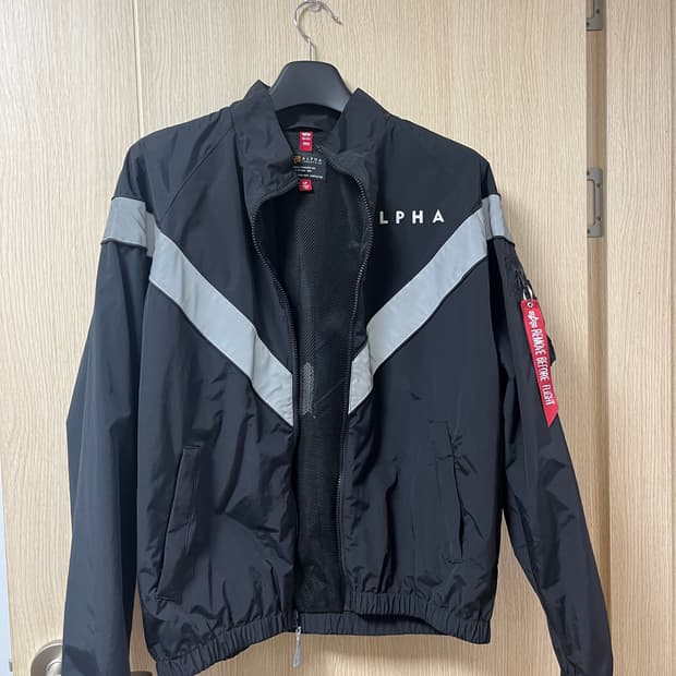 알파인더스트리 트랙자켓 라지 및 스몰 판매