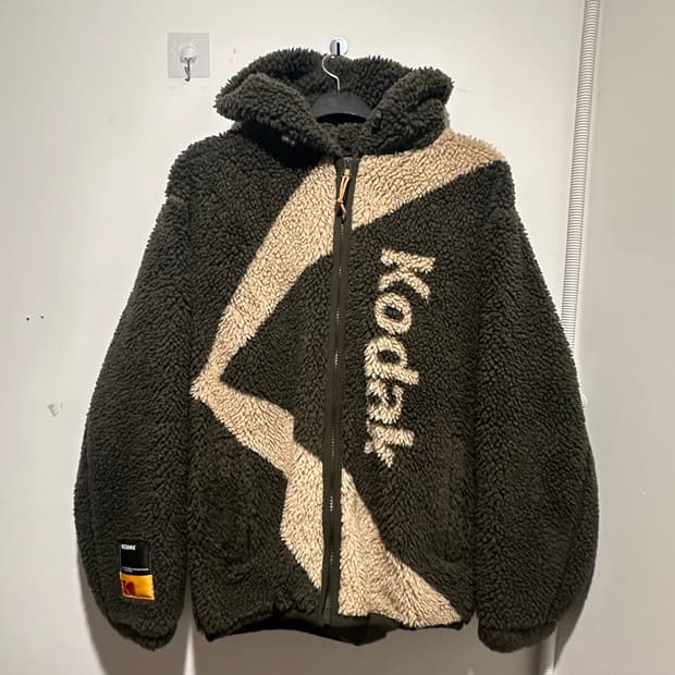 코닥 플리스 점퍼 후드