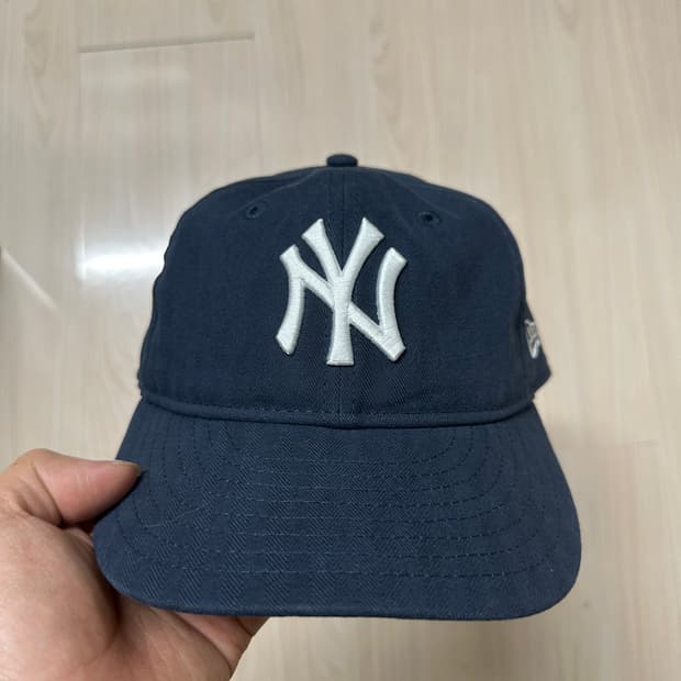 뉴에라 빈티지 헤링본 볼캡 모자 네이비