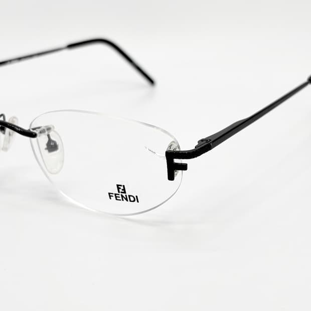 FENDI 펜디 블랙 오벌 무테