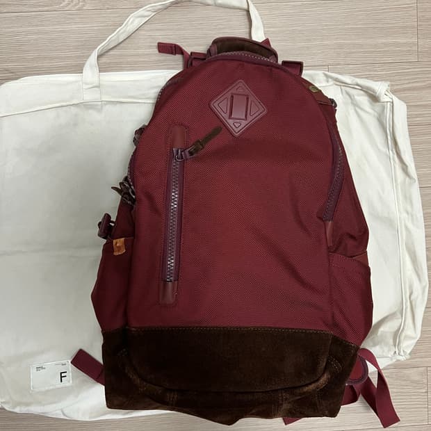 비즈빔 발리스틱 버건디 백팩 20L