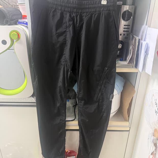 Cp컴퍼니 나일론 트랙 팬츠 블랙 44