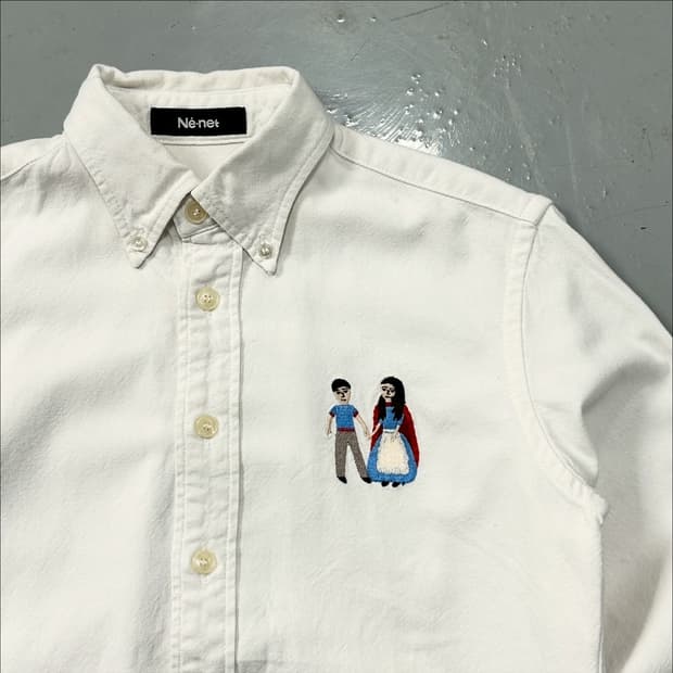 네넷 화이트 셔츠 