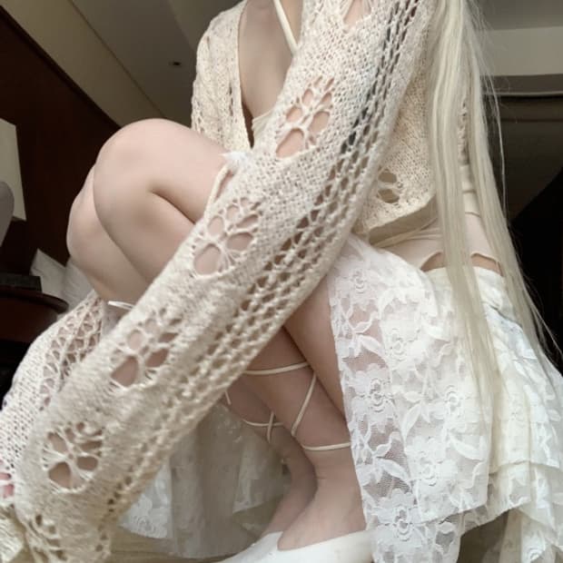 스젠 아이보리 가디건 Buruna Net Strap Cardigan