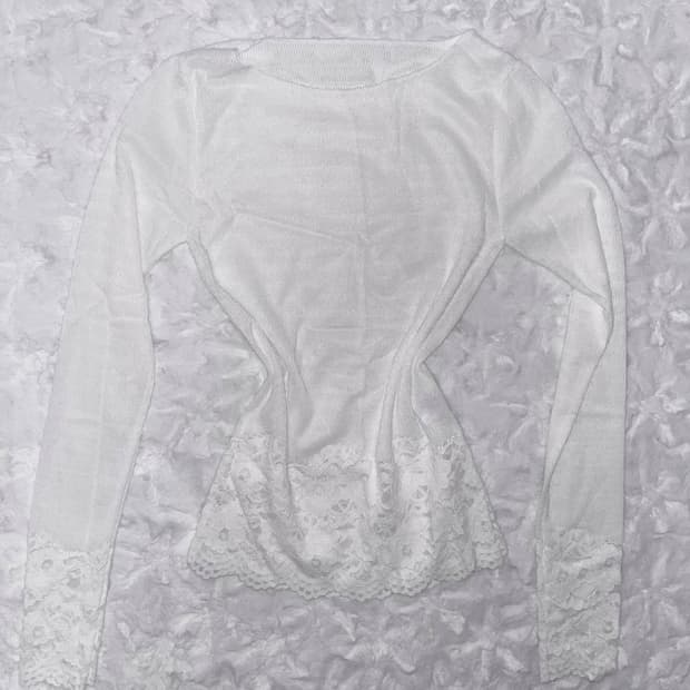 레이스 화이트 슬리브리스 긴팔티