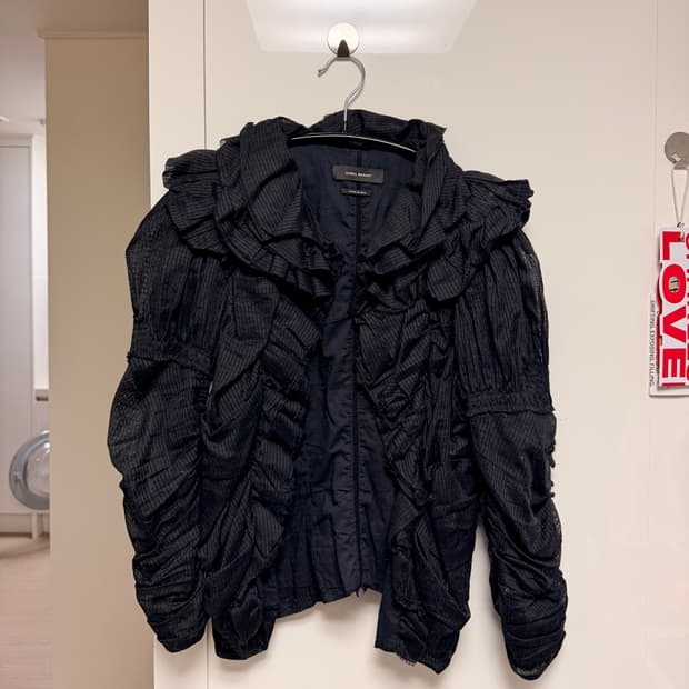 이자벨마랑 셔링 러플 자켓 블랙