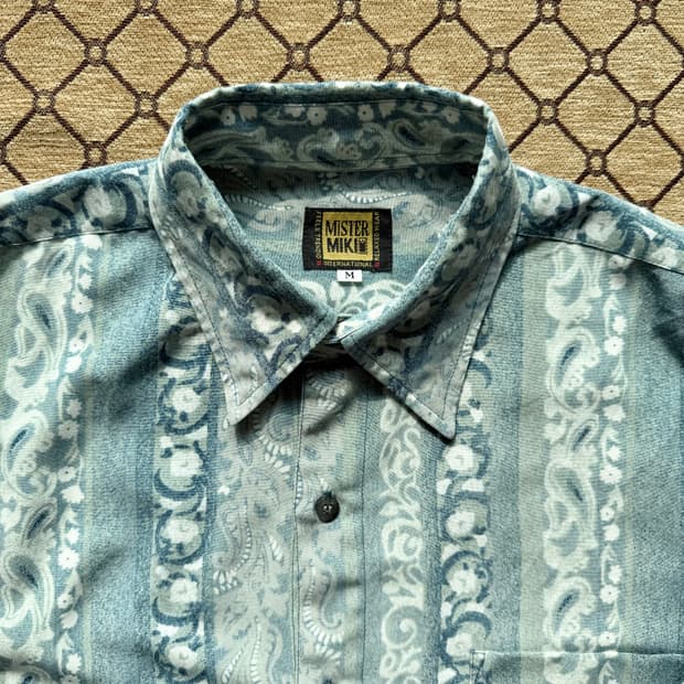 블루 패턴 셔츠